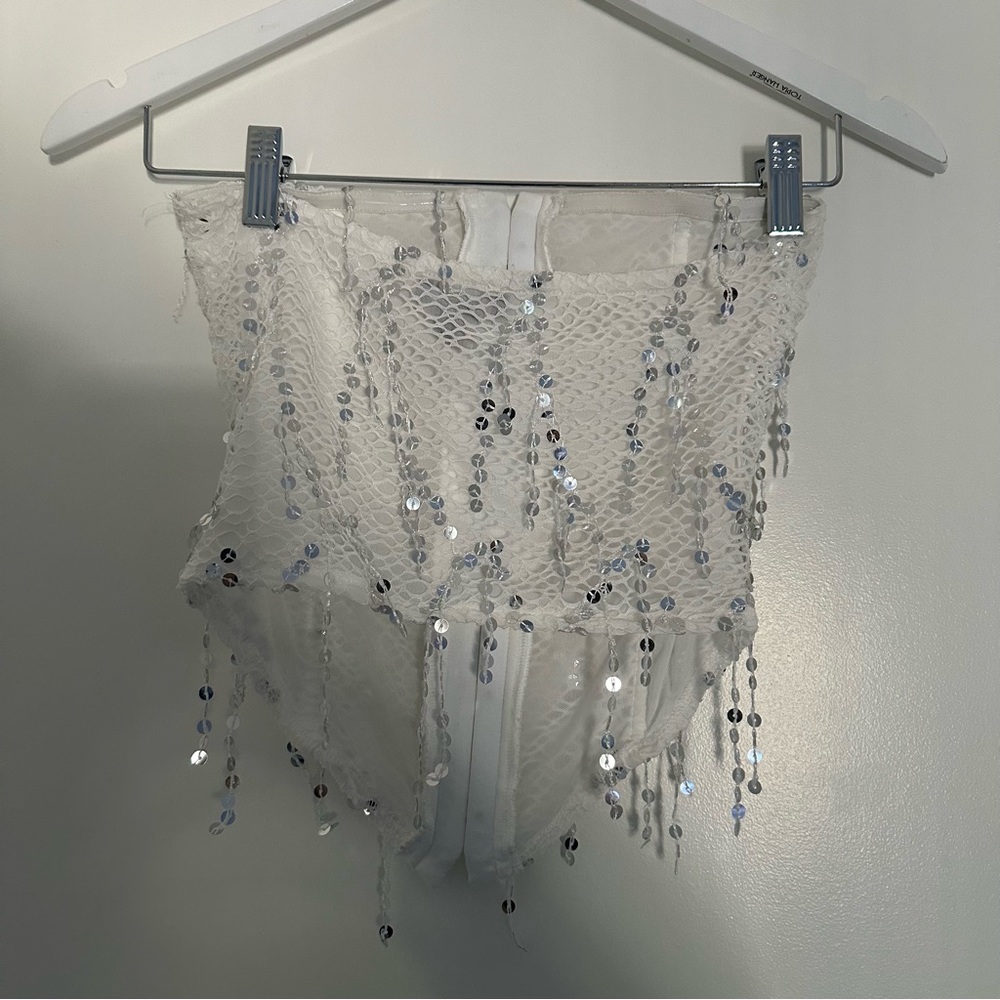 Corset - Picture 2 of 4